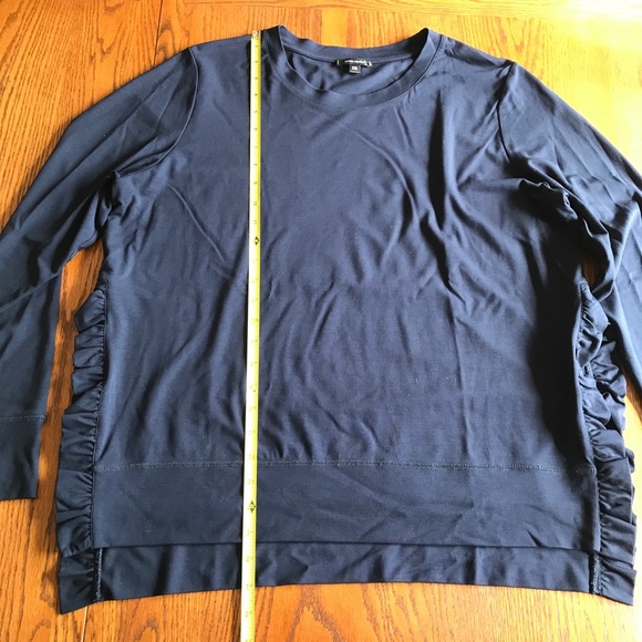 Women’s Stella & Dot Ruffle Side Long Sleeve Top - Picture 8 of 9